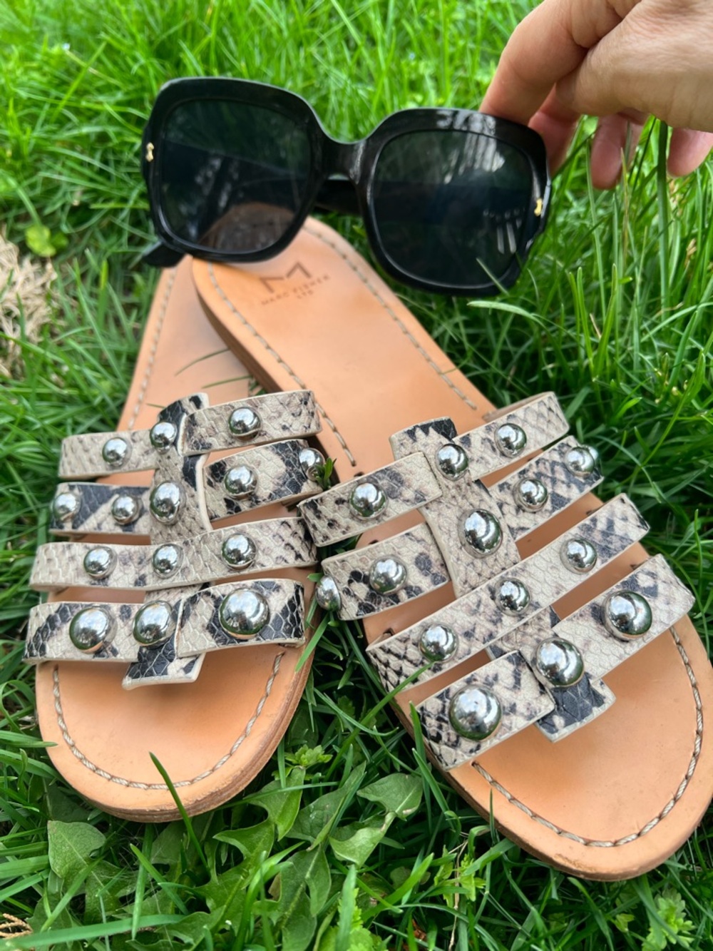 Elegant Chic Marc Fisher Snake Snakeskin Studded slides sandals flats 7M summer
